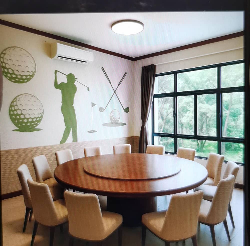 19 Hole