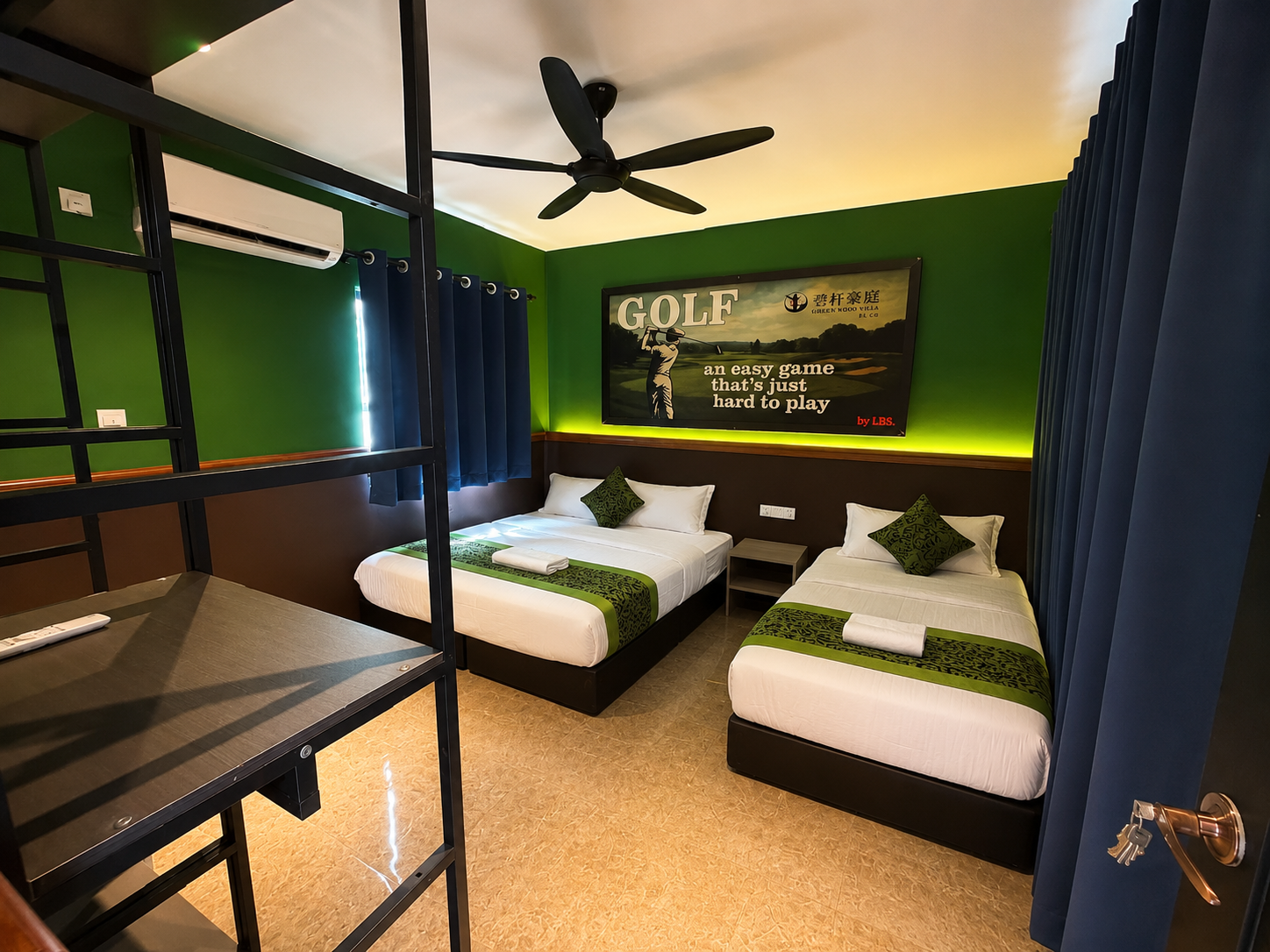FAIRWAY VILLA (HOLE IN ONE)