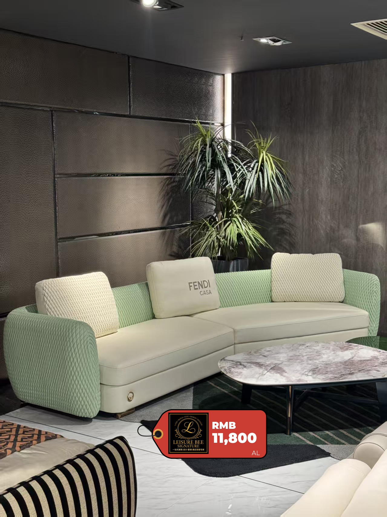 Monvielle Sofa